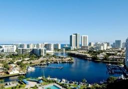 Picture of 2500 Parkview Dr # 2012, Hallandale Beach, FL 33009