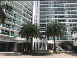 Picture of 100 Bayview Dr # 229, Sunny Isles Beach, FL 33160