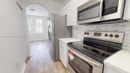 Picture of 2933 SE 2Nd Dr # 7, Homestead, FL 33033