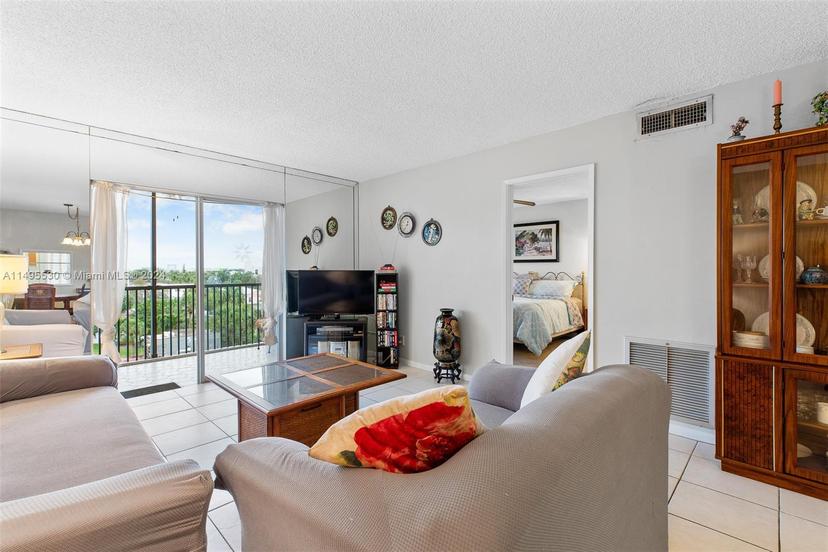 Picture of 2350 NE 14Th St Cswy # 505, Pompano Beach FL 33062