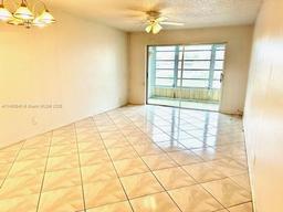 Picture of 9620 Sunrise Lakes Blvd # 306, Sunrise, FL 33322