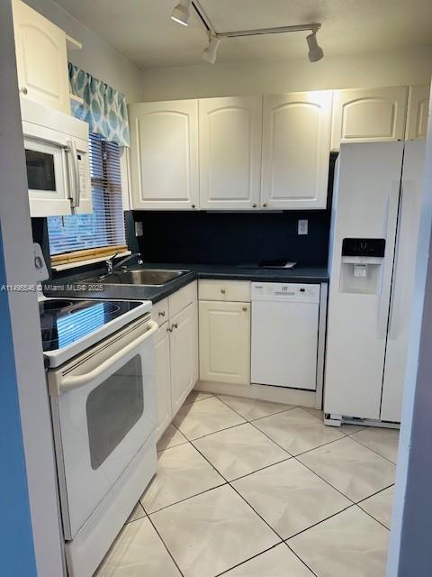 Picture of 9620 Sunrise Lakes Blvd # 306, Sunrise, FL 33322