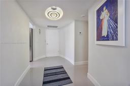Picture of 2751 S Ocean Dr # 1404N, Hollywood, FL 33019