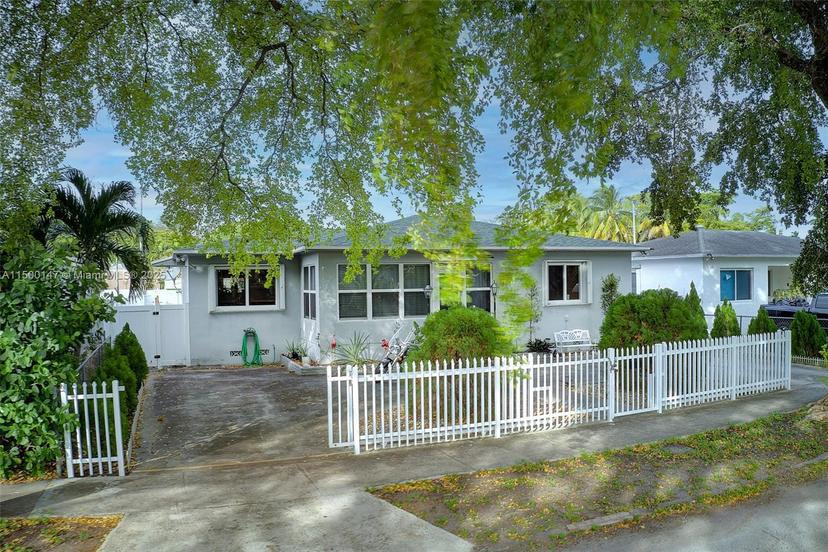 Picture of 1923 Dewey St, Hollywood FL 33020