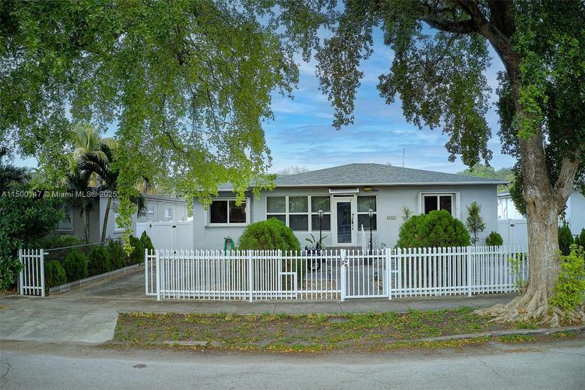 Picture of 1923 Dewey St, Hollywood FL 33020