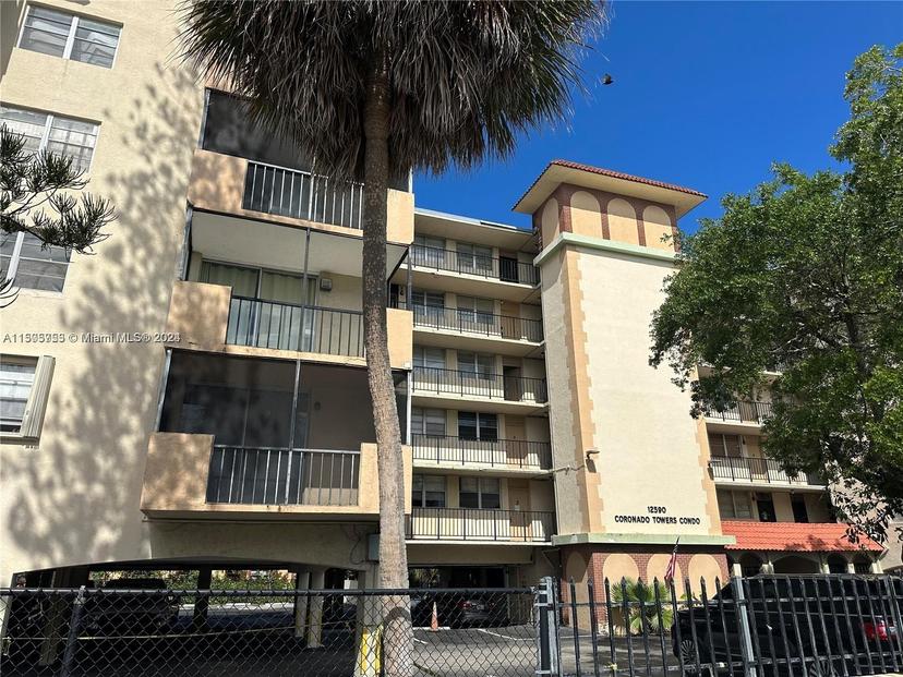 Picture of 12590 NE 16Th Ave # 502, North Miami FL 33161