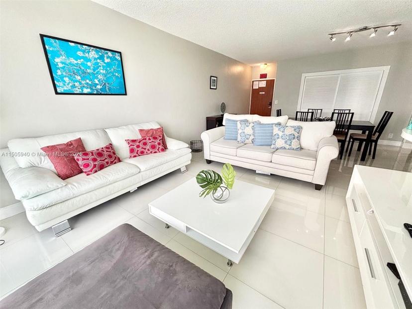 Picture of 3901 S Ocean Dr # 10Q, Hollywood FL 33019