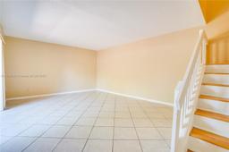 Picture of 1458 N Lawnwood Cir # 27C, Fort Pierce, FL 34950