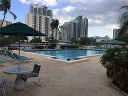 Picture of 1000 Parkview Dr # 511, Hallandale Beach, FL 33009