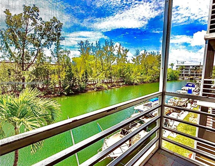 Picture of 3660 NE 166Th St # 304, North Miami Beach FL 33160