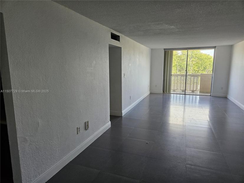 Picture of 1800 Sans Souci Blvd # 307, North Miami FL 33181