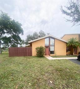Picture of 7351 W Sunrise Blvd # 7351, Plantation, FL 33313