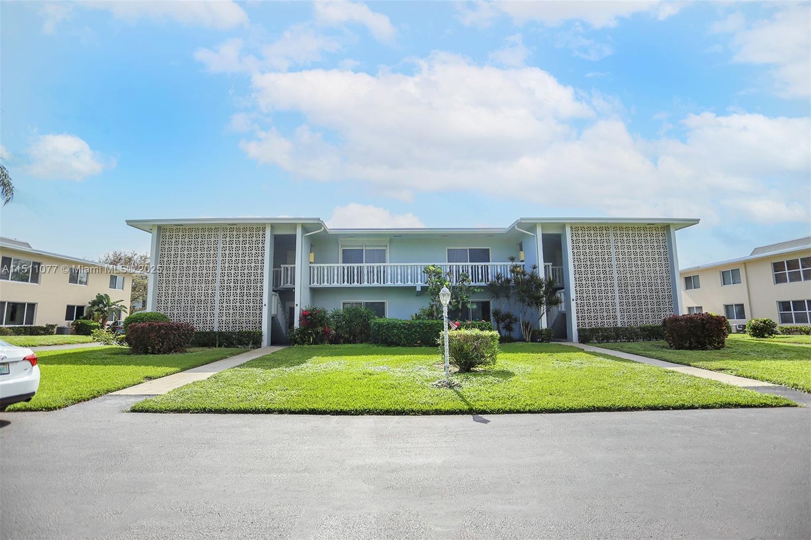 Picture of 310 N Boulevard # 2A, Boynton Beach, FL 33435