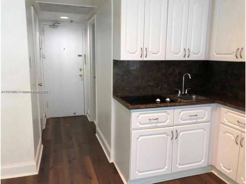 Picture of 6345 Collins # 732, Miami Beach FL 33141