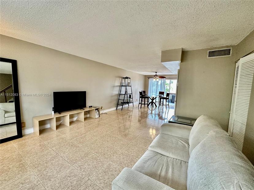 Picture of 1100 SE 4Th Ave # 32, Deerfield Beach FL 33441