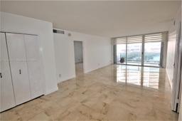 Picture of 5161 Collins Ave # 401, Miami Beach, FL 33140