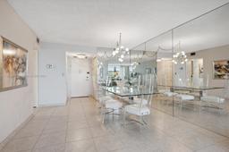 Picture of 1000 Parkview Dr # 423, Hallandale Beach, FL 33009