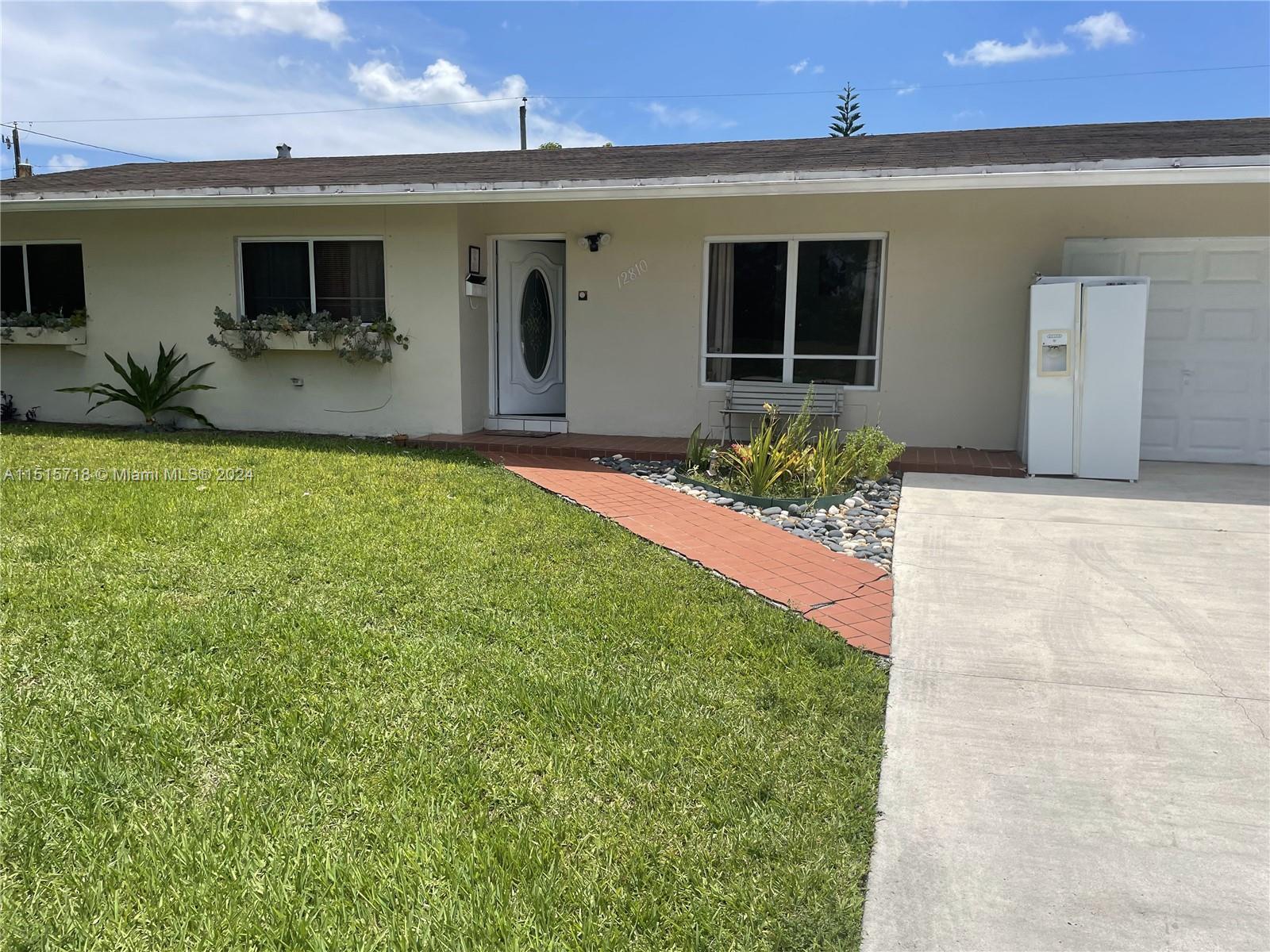 Picture of 12810 SW 18Th St, Miami, FL 33175