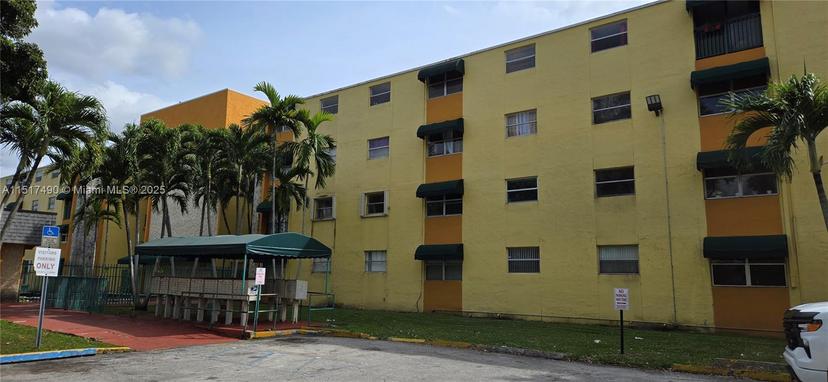 Picture of 606 W 81St St # 117, Hialeah FL 33014