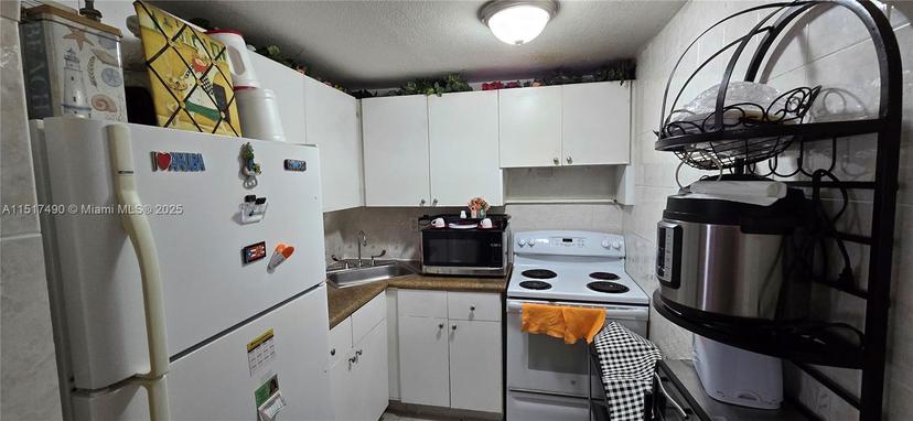 Picture of 606 W 81St St # 117, Hialeah FL 33014