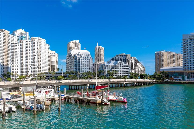 Picture of 905 Brickell Bay Dr # 2028, Miami FL 33131