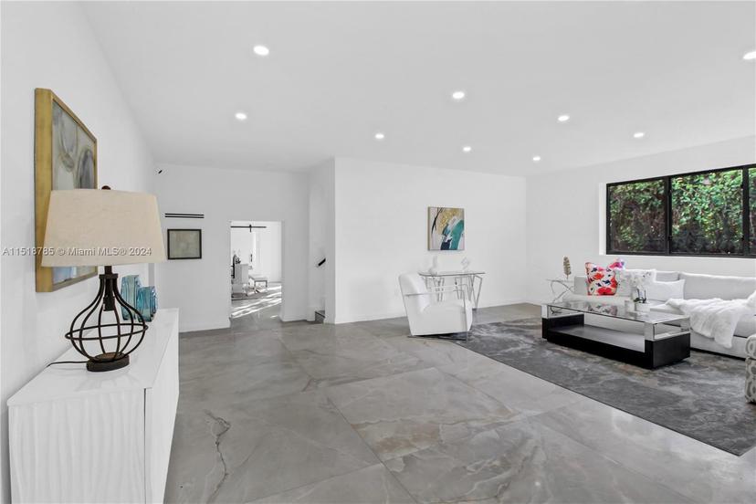 Picture of 888 W 47Th Street, Miami Beach FL 33140