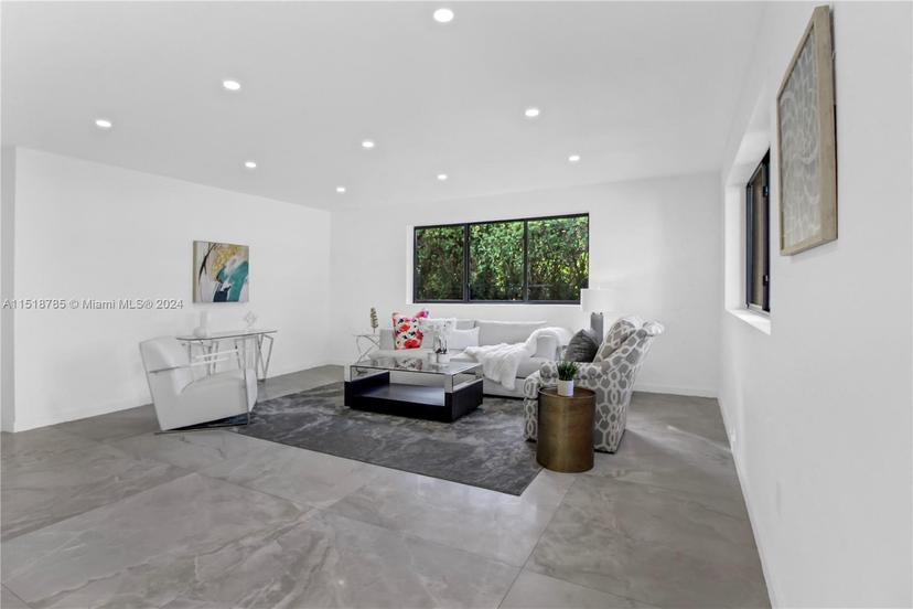 Picture of 888 W 47Th Street, Miami Beach FL 33140