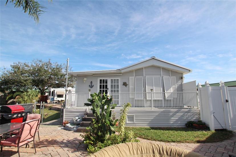 Picture of 7950 W Hwy 78 W # 171, Okeechobee FL 34974