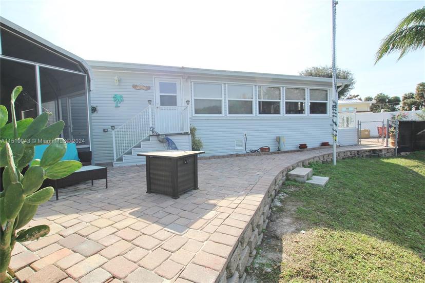 Picture of 7950 W Hwy 78 W # 171, Okeechobee FL 34974