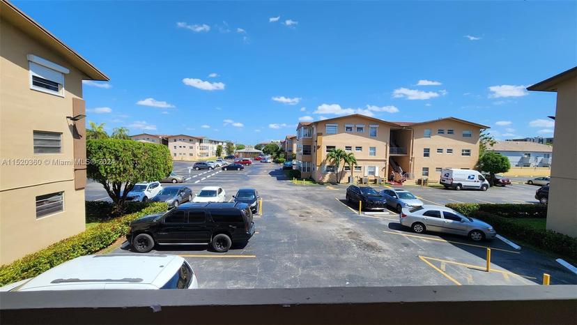 Picture of 160 Royal Palm Rd # 6, Hialeah Gardens FL 33016