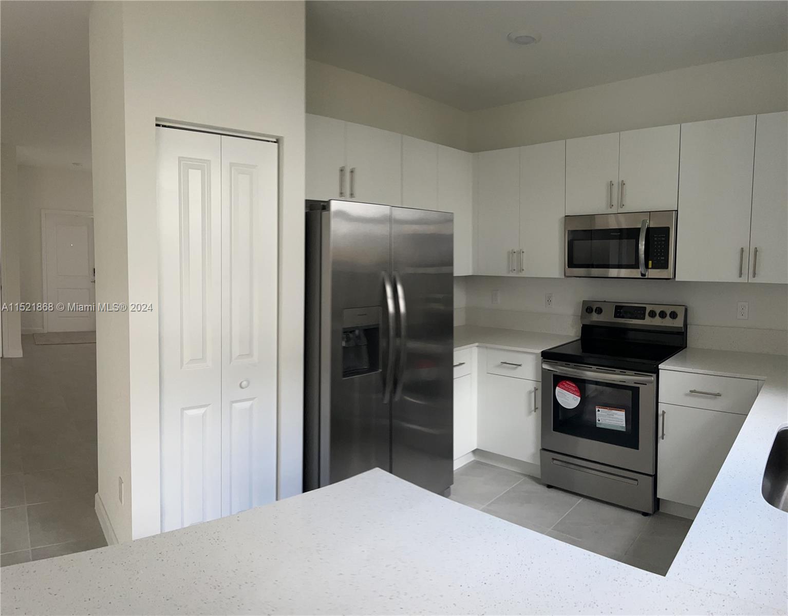 Picture of 245 159 Court # 0, Pembroke Pines, FL 33027