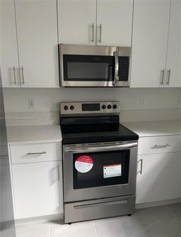 Picture of 245 159 Court # 0, Pembroke Pines, FL 33027