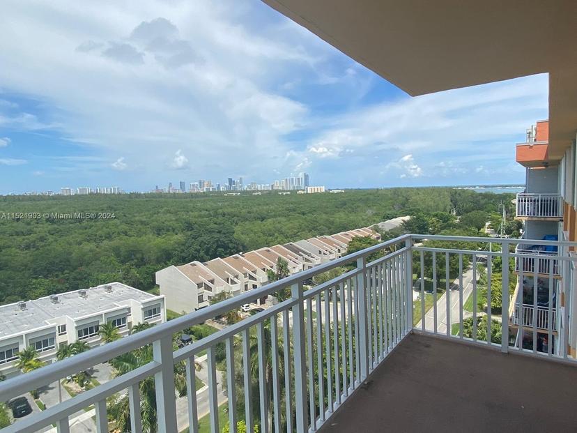 Picture of 2450 NE 135Th St # 1012, North Miami FL 33181