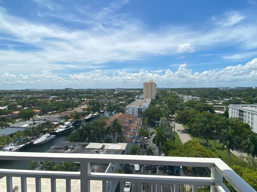 Picture of 2450 NE 135Th St # 1012, North Miami FL 33181