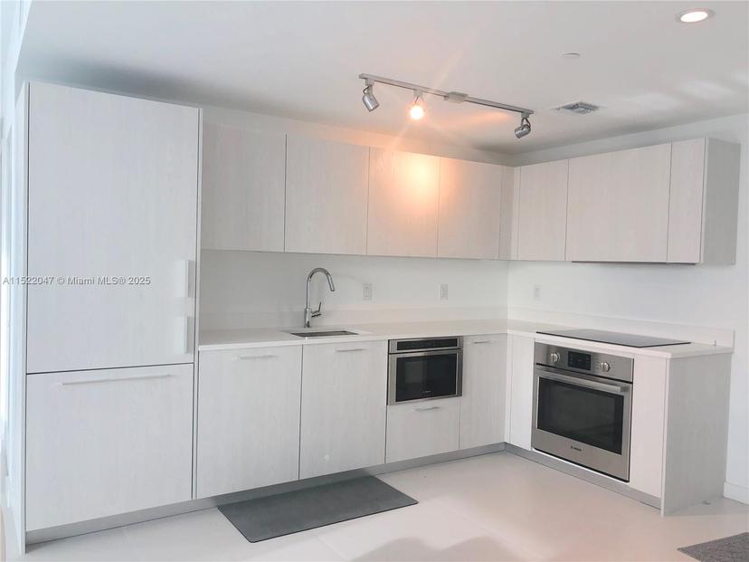 Picture of 501 NE 31 # 1709, Miami FL 33137