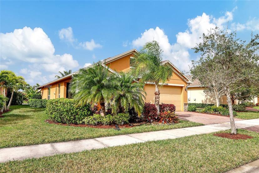 Picture of 12360 SW Weeping Willow Ave, Port St. Lucie FL 34987