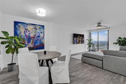 Picture of 1600 S Ocean Dr # 17D, Hollywood, FL 33019