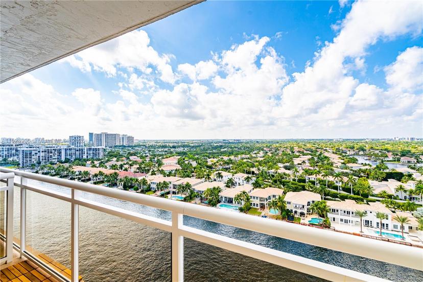 Picture of 1600 S Ocean Dr # 17D, Hollywood FL 33019