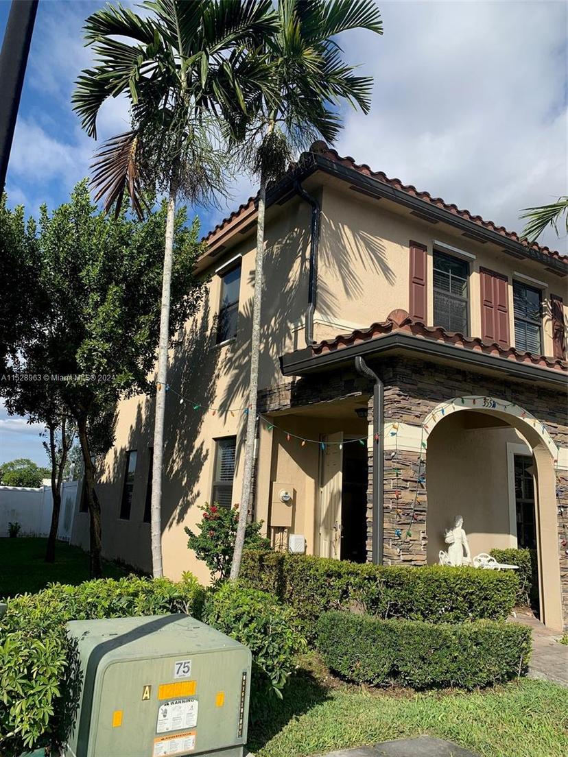 Picture of 3551 W 89Th Pl # 3551, Hialeah FL 33018