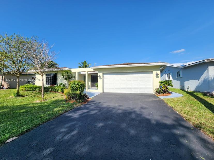 Picture of 10551 Sunset Strip, Sunrise FL 33322