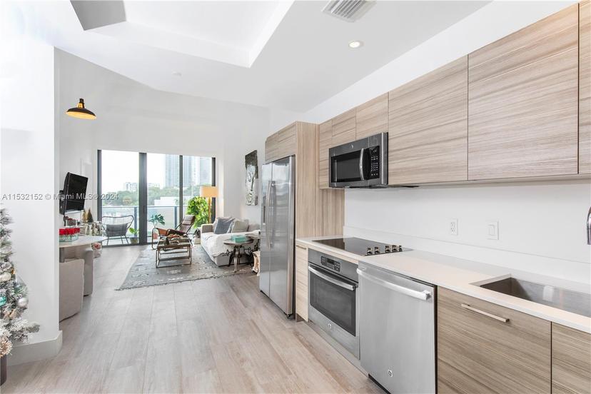 Picture of 121 NE 34Th St # L206, Miami FL 33137