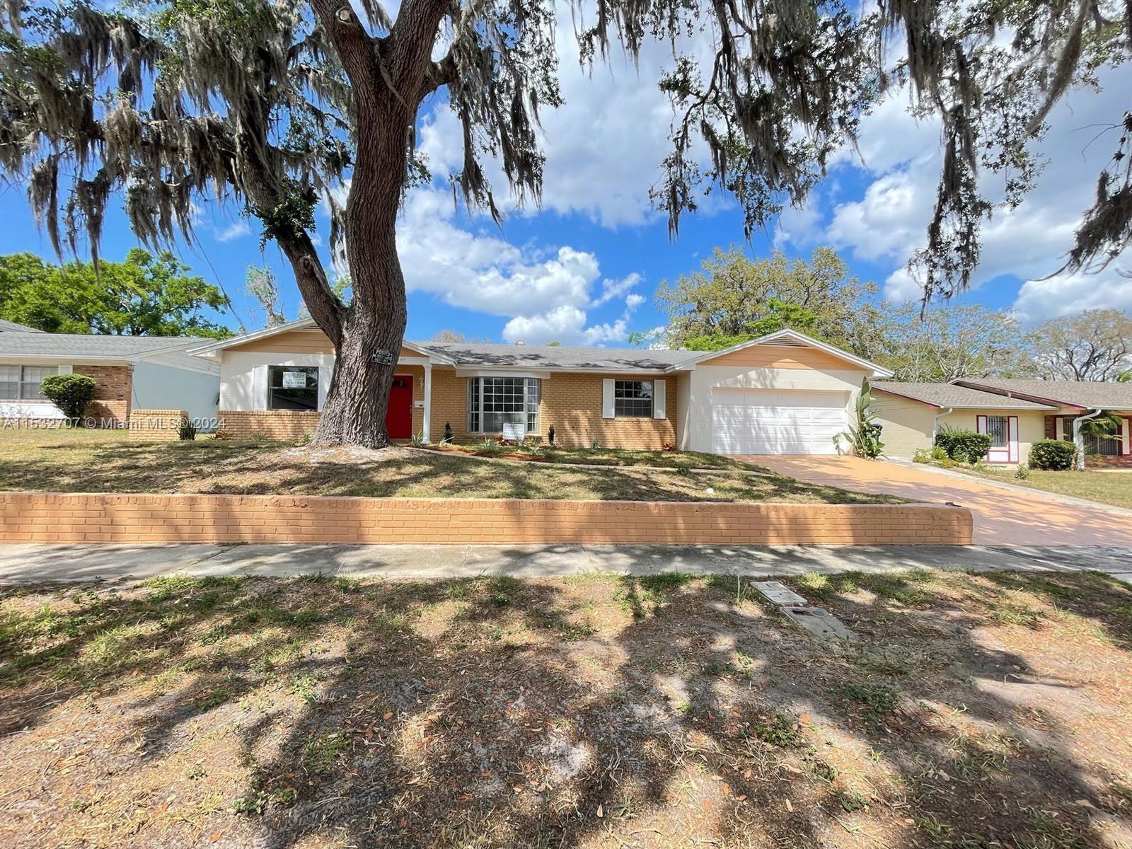 Picture of 5607 Hollow Oak Road, Orlando, FL 32808