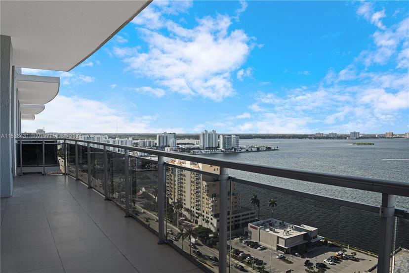 Picture of 7901 Hispanola Ave # 2007, North Bay Village FL 33141