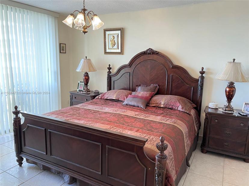 Picture of 1825 S Ocean Dr # 306, Hallandale Beach FL 33009