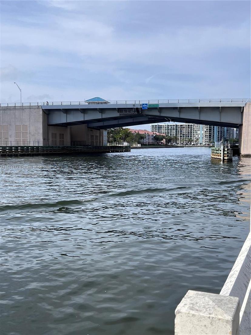 Picture of 1825 S Ocean Dr # 306, Hallandale Beach FL 33009