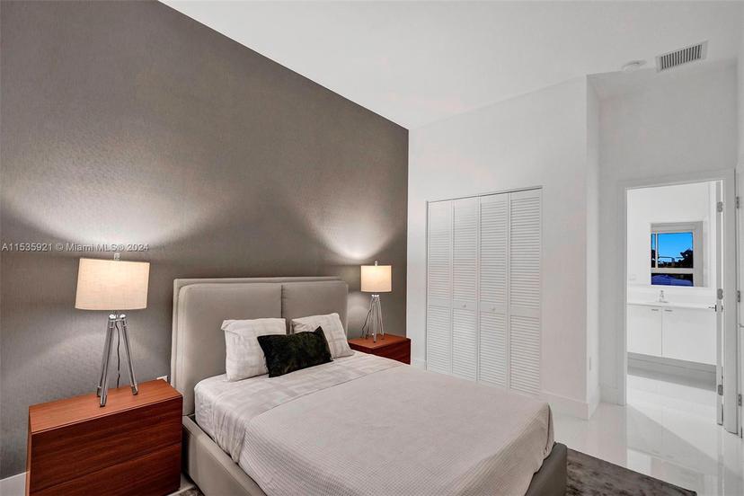 Picture of 1801 NE 13Th St # 1823, Fort Lauderdale FL 33304