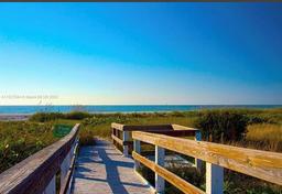 Picture of 429 E Gulf Dr # C47, Other City - In The State Of Florida, FL 33957