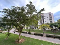 Picture of 17021 N Bay Rd # 4, Sunny Isles Beach, FL 33160