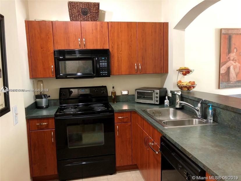 Picture of 9172 Collins Ave # 13, Surfside FL 33154