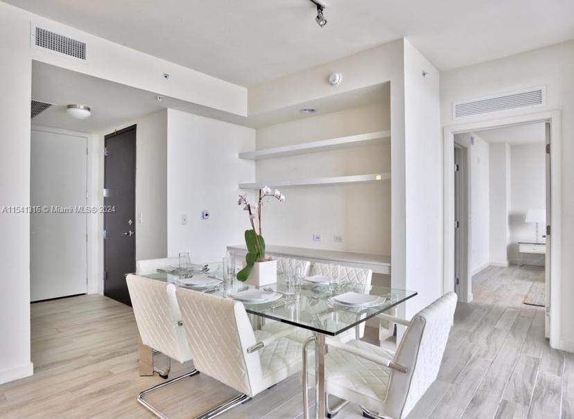 Picture of 999 SW 1St Ave # 1504, Miami FL 33130